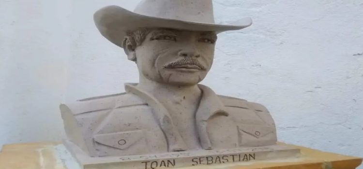 A José Manuel Figueroa no le gusto busto de Joan Sebastian