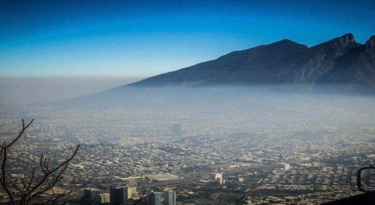 Reportan calidad del aire “regular” y “mala” en Monterrey y área metropolitana