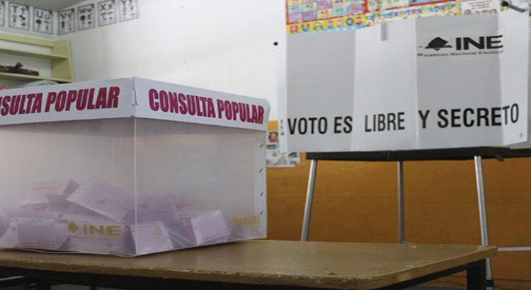 Opinan los votantes en Nuevo León sobre la revocación de mandato