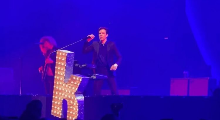 The Killers cautivó a los presentes durante su concierto en Monterrey
