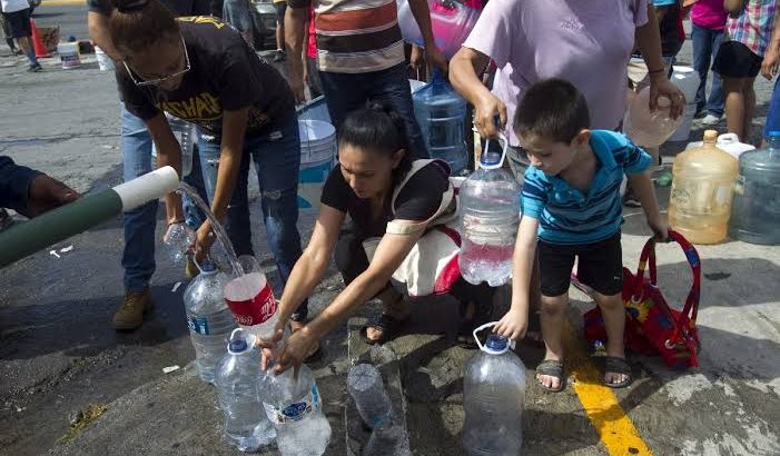 150 colonias no tienen agua en la zona metropolitana de Monterrey
