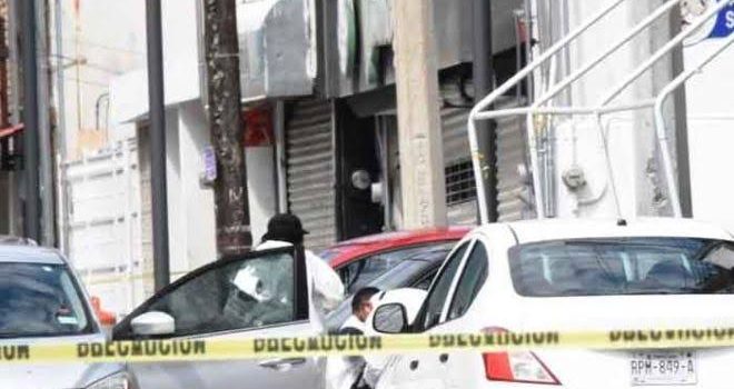Balacera en bar de Monterrey, deja 2 muertos