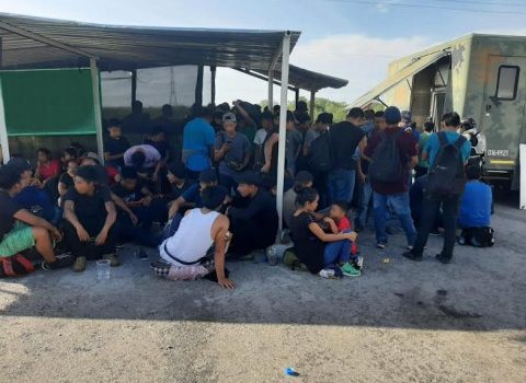 Rescatan a 139 migrantes en Nuevo León