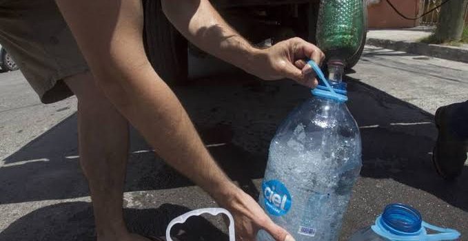 Agua y Drenaje Monterrey anuncia reducciones de agua por sequía extrema