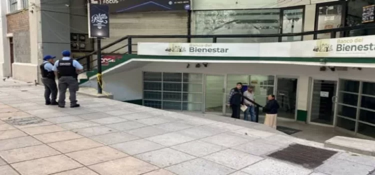 Impiden robo en cajero automático de banco del Bienestar en Monterrey