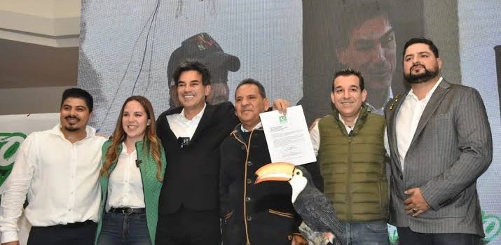 Patricio Zambrano se registra como aspirante a la alcaldía de Monterrey