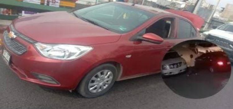 Aseguran vehículo utilizado en robo de accesorios de autos en Monterrey