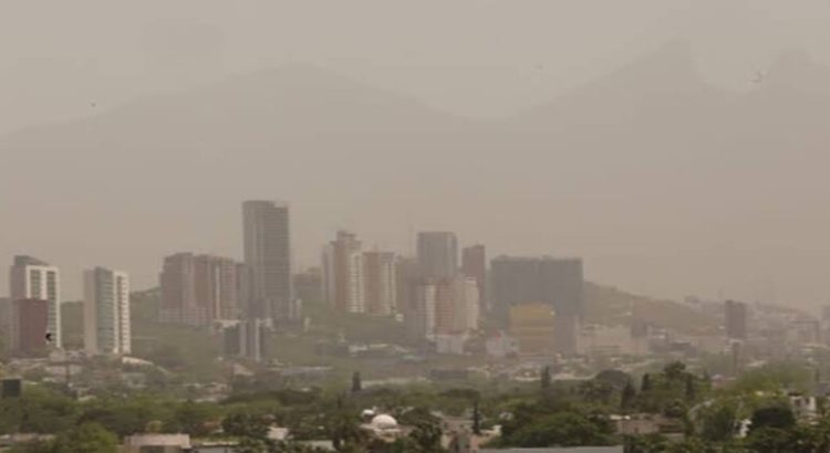 Monterrey amanece con muy mala calidad del aire