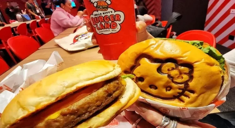 Cuánto cuesta comer en el restaurante de Hello Kitty en Monterrey