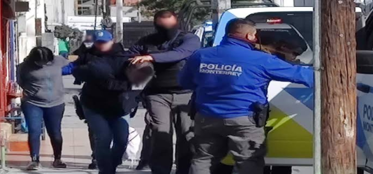 Capturan a 2 hombres y una mujer armados en hotel del Centro de Monterrey