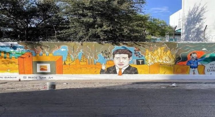 Dedican mural a Samuel García… lo critican por contaminación en Nuevo León