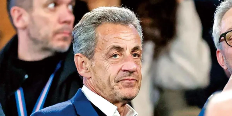 Condenan por corrupción al expresidente francés Nicolas Sarkozy