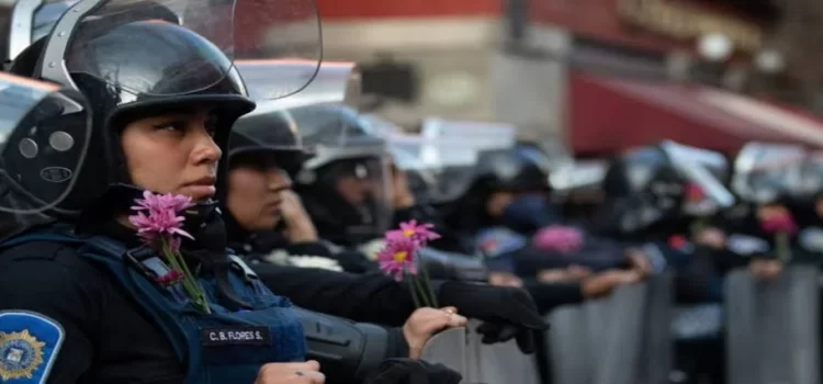 Policías usarán fuerza pública en 8M de Monterrey si se cometen delitos