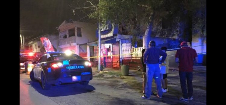 Atacan a balazos a dos hombres dentro de una casa en Monterrey