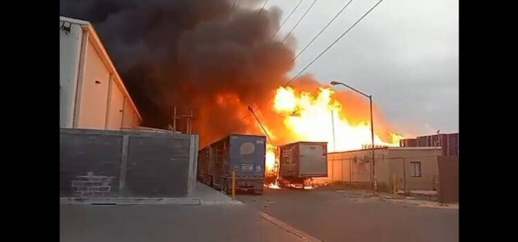 Incendio en Parque Industrial Monterrey en Apodaca, NL