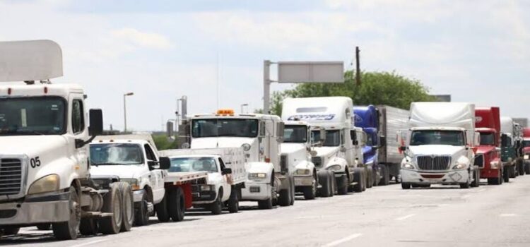 Monterrey descarta que policías pidan ‘moches’ a transportistas