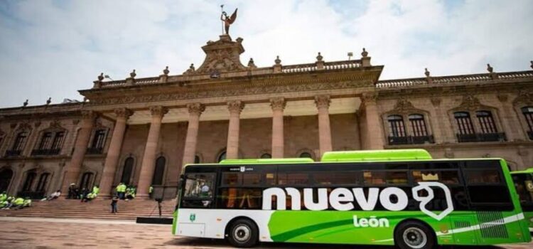 El 100% de las rutas de transporte público que opera Nuevo León migrarán a pago electrónico