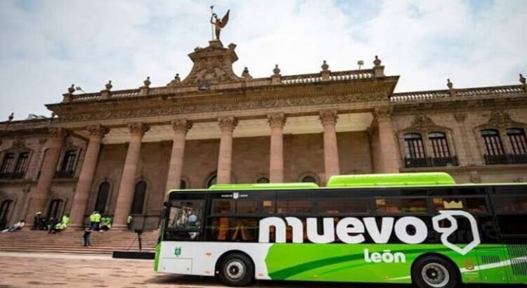 El 100% de las rutas de transporte público que opera Nuevo León migrarán a pago electrónico