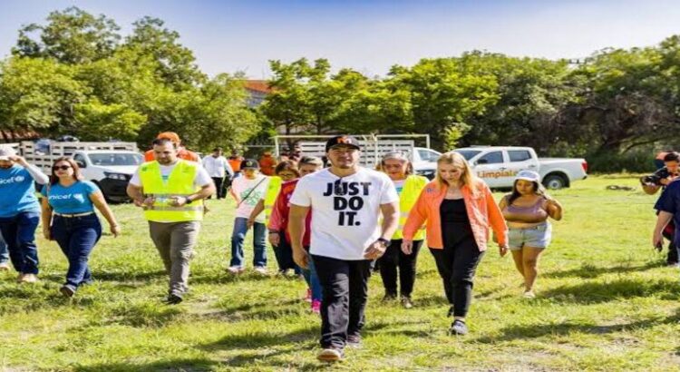 Nuevo León fortalece mantenimiento y limpieza de planteles escolares