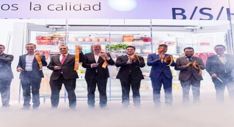 Samuel García inaugura la primera planta de Bosch en Nuevo León