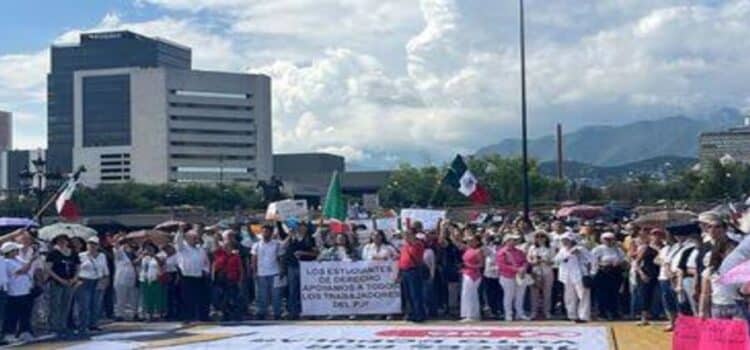 Trabajadores del Poder Judicial vuelven a protestar en NL