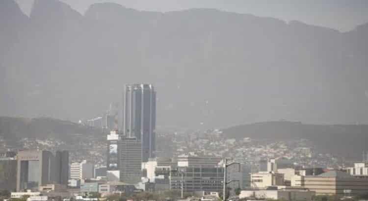 Monterrey persiste en la mala calidad del aire