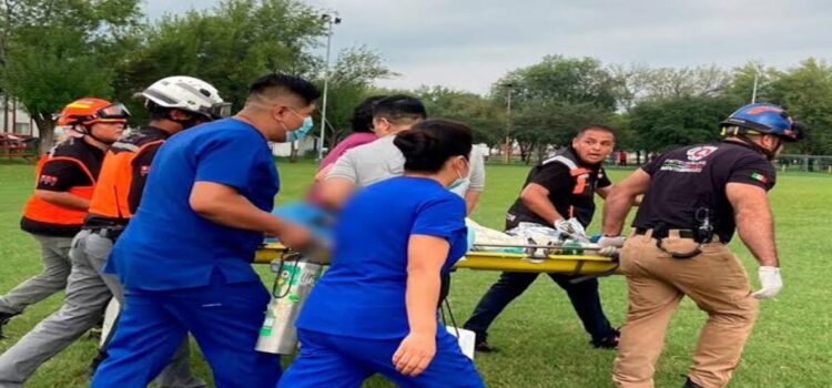 Niño de 4 años sufre heridas graves tras caer de un tobogán en Montemorelos, Nuevo León