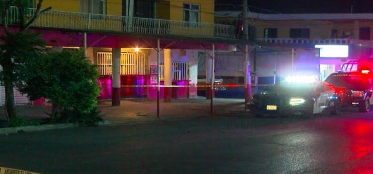 Hombre es encontrado muerto con un disparo en la frente en Monterrey