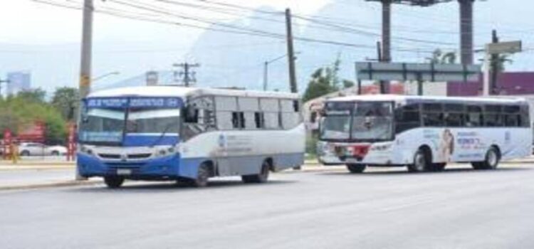 Gobierno de Nuevo León desmiente aumento a tarifa del transporte público