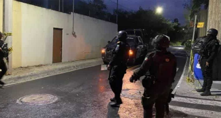 Sicarios dispararon a un maestro en un panteón de Monterrey